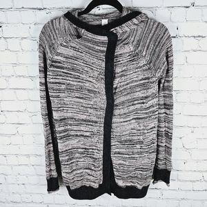 IVIVVA | Back To Rhythm wrap yoga sweater